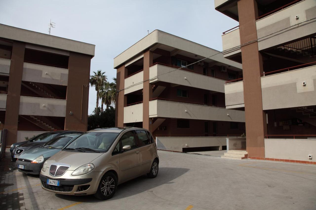 Emma'S House Apartment Cefalu Luaran gambar